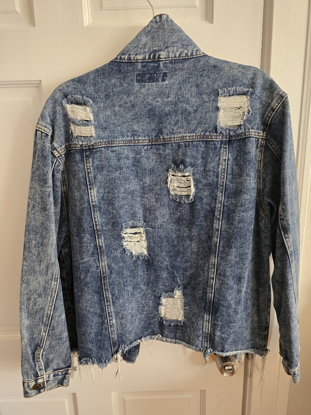 Thrill Acid-Wash Blue Denim Jacket - Picture 4 of 4